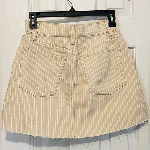 Frame High N Tight Striped Denim Mini Skirt, Color Sand Multi, Size 25 - Picture 4 of 11